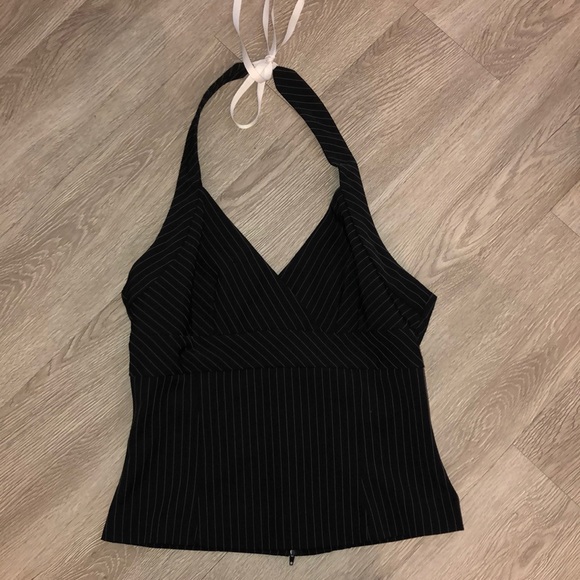 Womens Breakin’ Loose Halter Top - Picture 1 of 3